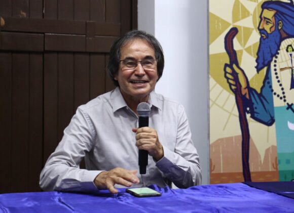 Artigo de Aleilton Fonseca: o sujeito neoliberal