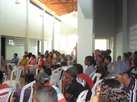 CINECLUBE SESC-IPHANAQ REALIZA EXIBIÇÃO EM VÁRZEA GRANDE