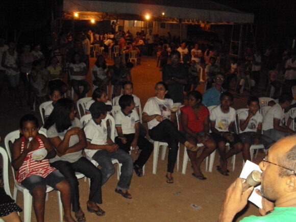 CINECLUBE IPHANAQ REALIZA EXIBIÇÃO NA FESTA DA PADROEIRA DE LAGOA CERCADA