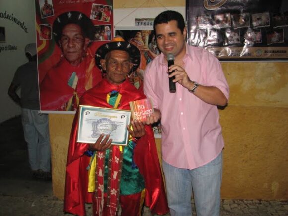 Emoção e entusiasmo marcam lançamento de CD e DVD do Projeto TAC Casarão