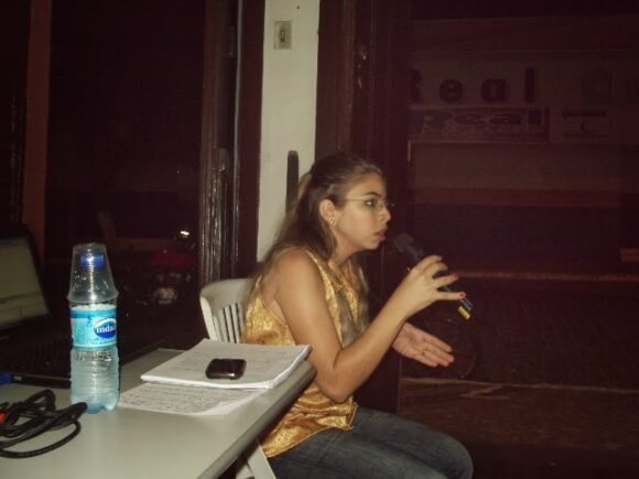 LUCIANA FERNANDES APRESENTA MONOGRAFIA SOBRE IRMANDADE NOSSA SENHORA DO ROSÁRIO NO PAPO CULTURAL