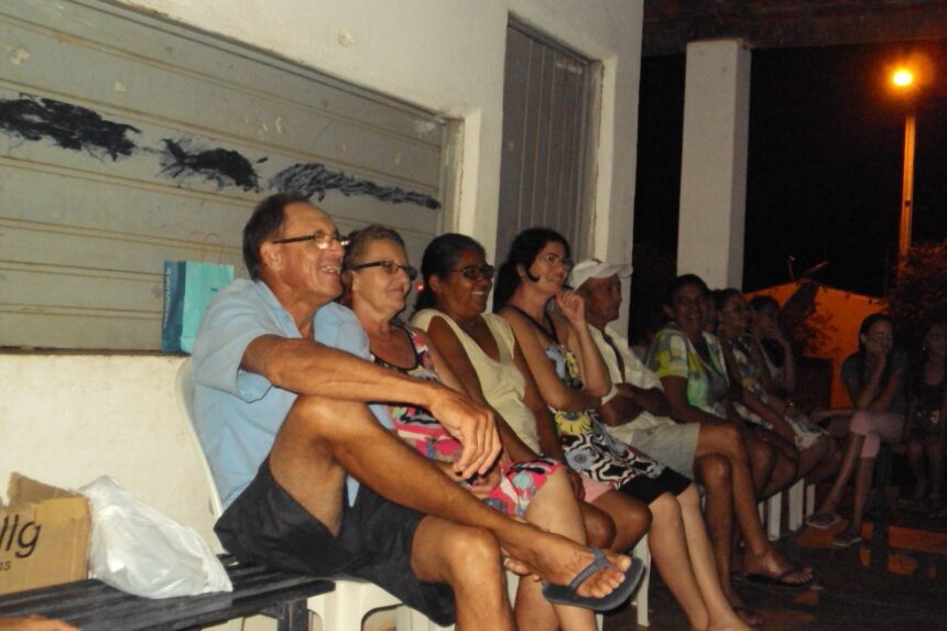 CINECLUBE IPHANAQ REALIZA PELA PRIMEIRA VEZ EXIBIÇÃO NA COMUNIDADE DE CASTELO