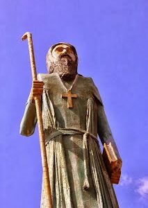 Romaria da Terra de Canudos: Exemplo de Conselheiro na luta contra a seca e chamamento dos jovens à Igreja marca evento na Bahia