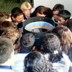 Estudantes se encantam com exposições na Casa Antônio Conselheiro