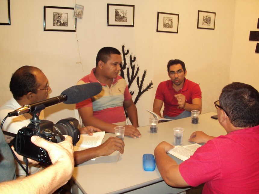 GRUPO DE LEITURA “SERTÕES E MEMÓRIA” REALIZA ENCONTRO COM OS LEITORES DO LIVRO A MARGEM DE DONA GUIDINHA DO POÇO